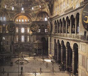 Интерьер храма Св. Софии Константинопольской