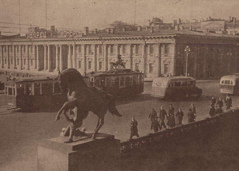Ленинград 1930-х годов на открытках фотографа Николая Штерцера